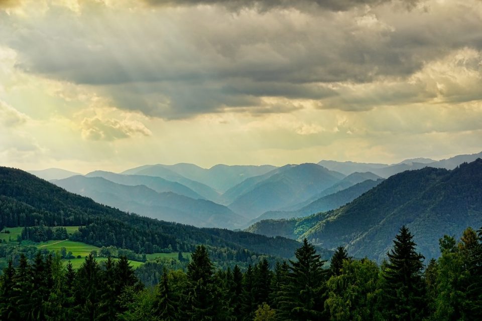 Natuur Reizen Landschap Bergen Hemel Wolken Woud