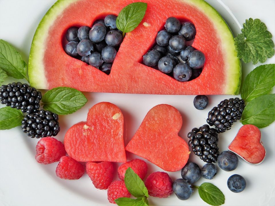 Wassermelone, Beere, Obst, Herz, Heidelbeere, Obstteller, Obsttellerpräsentation