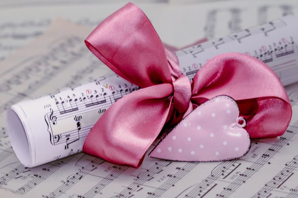 Valentinstag, Rosa, Bogennoten, Geschenk