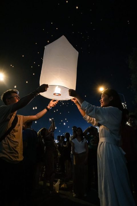 Yipeng Leggero Notte Chiangmai Festival