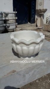 fırfırlı kavun dilimli mermer kurna ku-34 ölçüleri : 45x35 cm fiyatı : 850 tl