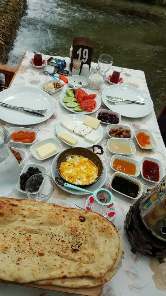 Antalyada Kahvaltıya Gidilecek Yerler - 0532 253 1324 - Yarıkpınar Meydan Restaurant