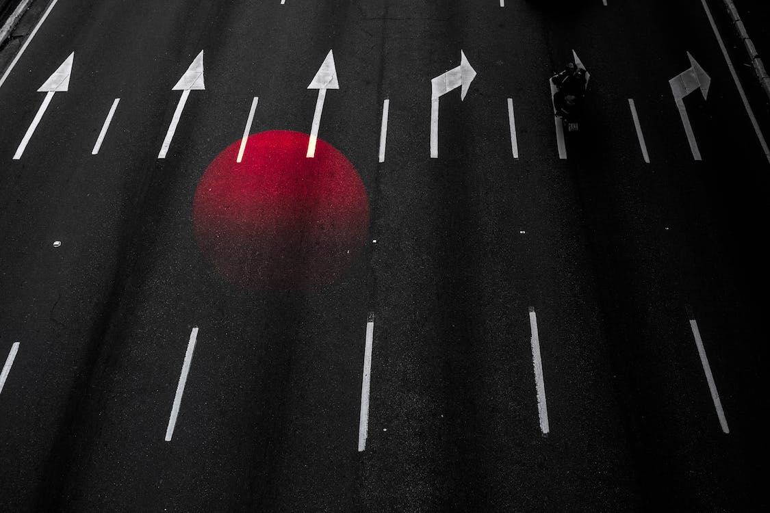 Can the space-time fabric be warped by the presence of massive objects?
