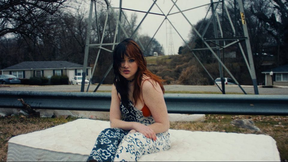 GAYLE - sleeping with my friends Lyrics